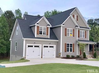 255 Sherman Pines Dr, Fuquay Varina, NC 27526