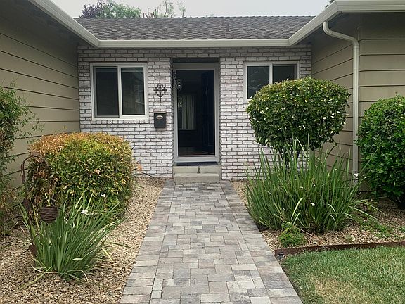 2nd image of 6080 Knoll Park Ct