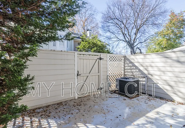 807 Greenleaf Ave #1 — Photo 37