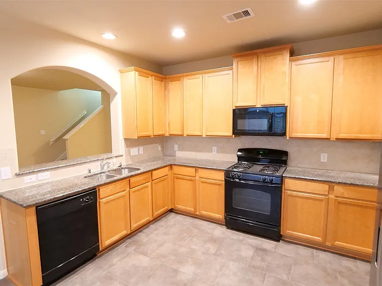 26427 Longview Creek Dr — Photo 12