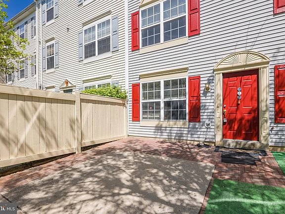 2nd image of 115 Whitestone Way