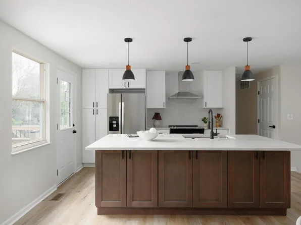 3027 Kilcullen Dr, Columbus, OH 43221