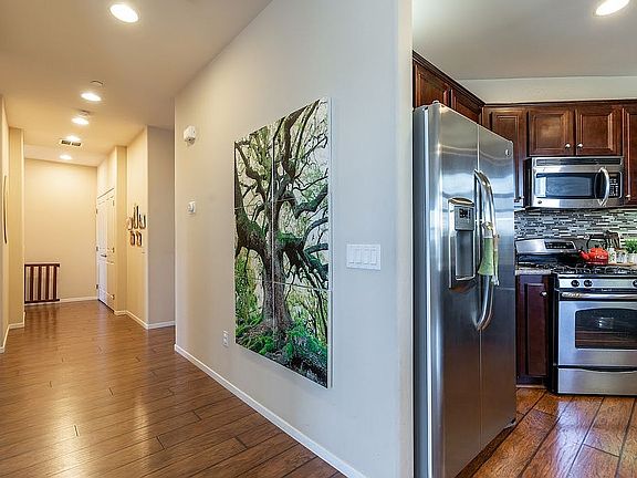 3rd image of 11170 Taloncrest Way Unit 58