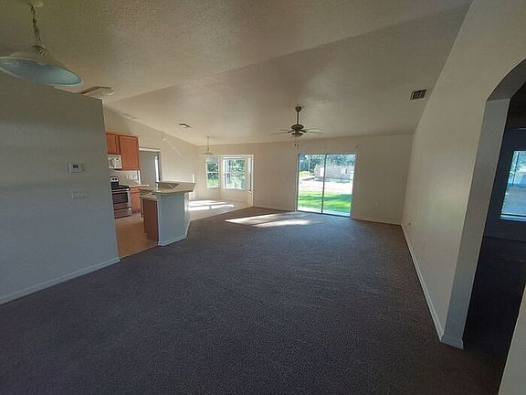 4th image of 21 Dogwood Dr