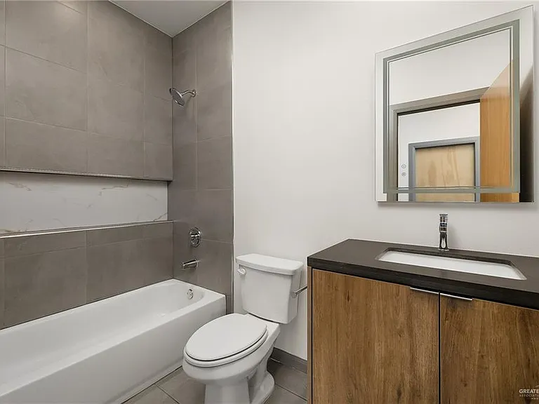2609 Woodpecker Rd #1 — Photo 13