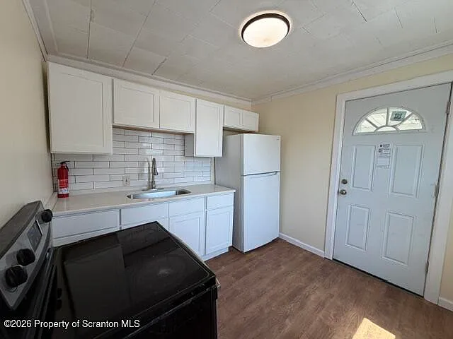 111 W Grove St #2 — Photo 5
