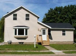 240 Rounsville St, Waupun, WI 53963