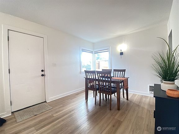 3rd image of 10710 5th Avenue S