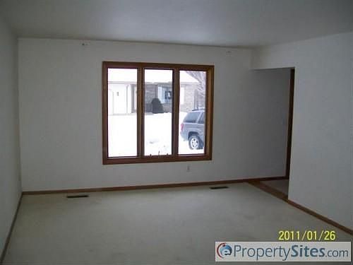 2nd image of 6657 Leisure Way Dr SE