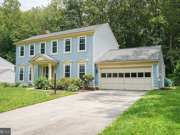 2nd image of 15871 Montview Dr