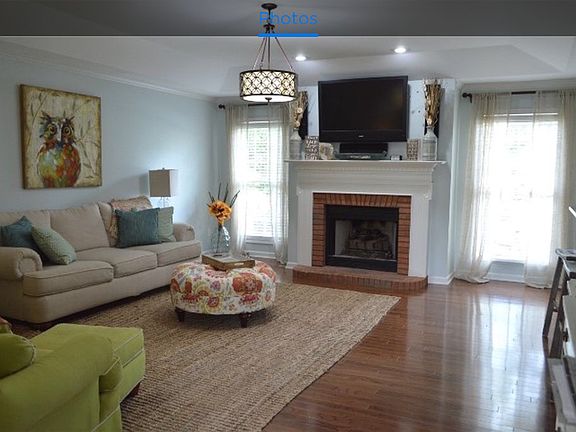 4th image of 1310 Larkspur Dr