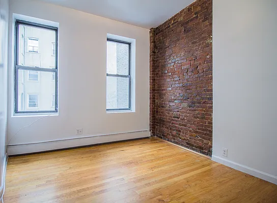 Rented by City Connections Realty | media 37