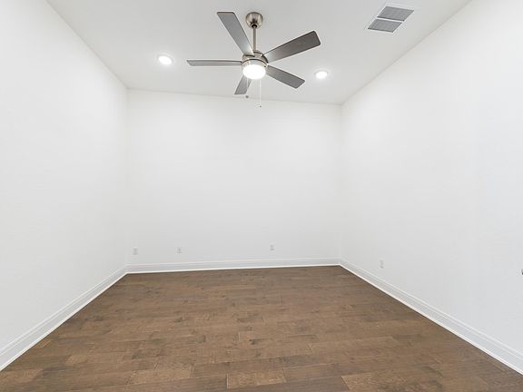 Presley III C home office