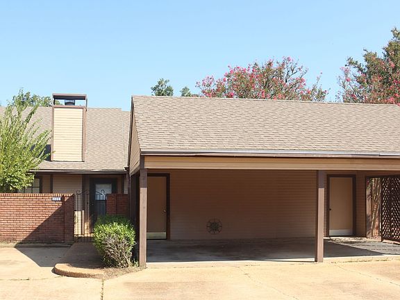 3rd image of 386 E Windermere Blvd
