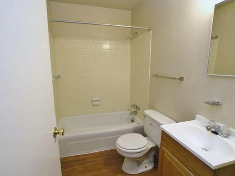 601 Crutcher St — Photo 15