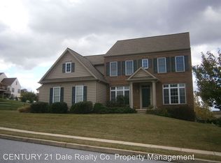 2033 Westbury Ct, Red Lion, PA 17356