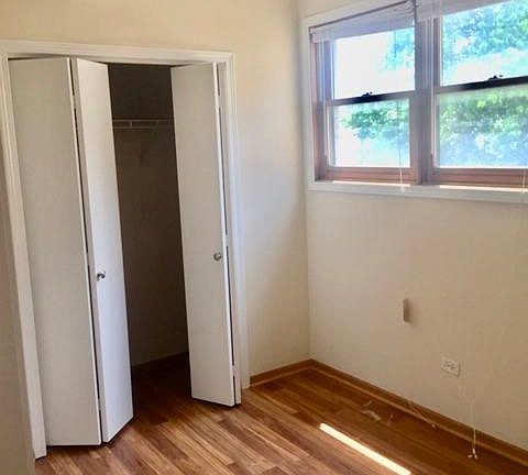 3rd image of 1219 W Erie St APT 2D