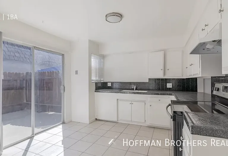 3634 Dana St #3634 — Photo 5