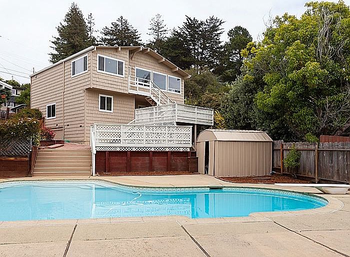 1st image of 538 Monterey Dr