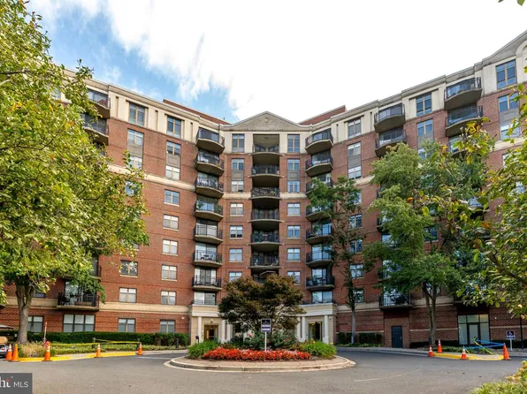 3401 38th St NW APT 316, Washington, DC 20016