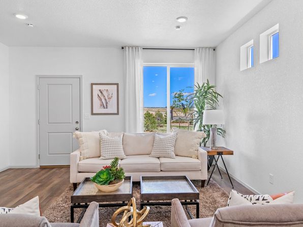 colorado-springs-colorado-448212040 picture