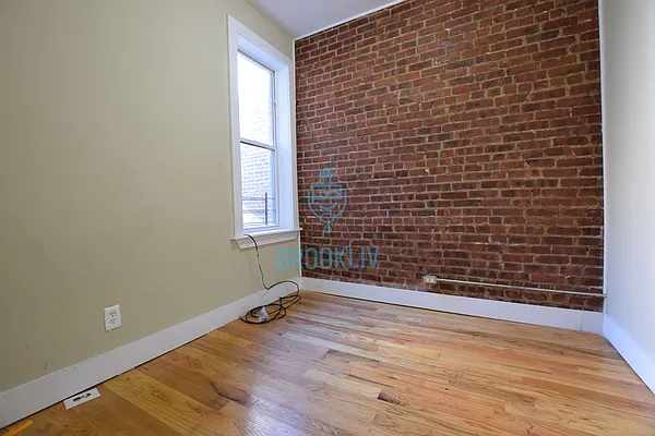 Rented by null | media 18