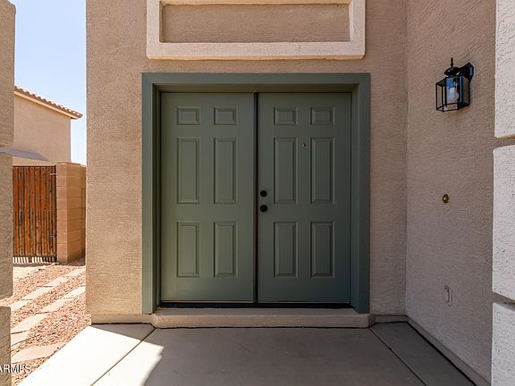 3rd image of 270 S 222ND Avenue
