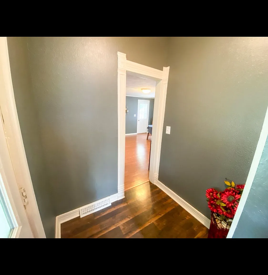 4 bed, 1762 sqft, $2,200 — Photo 2