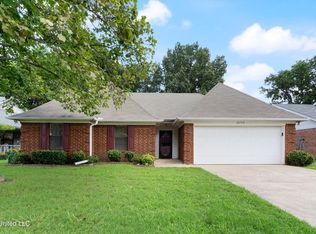 10790 E Ridge Dr, Olive Branch, MS 38654