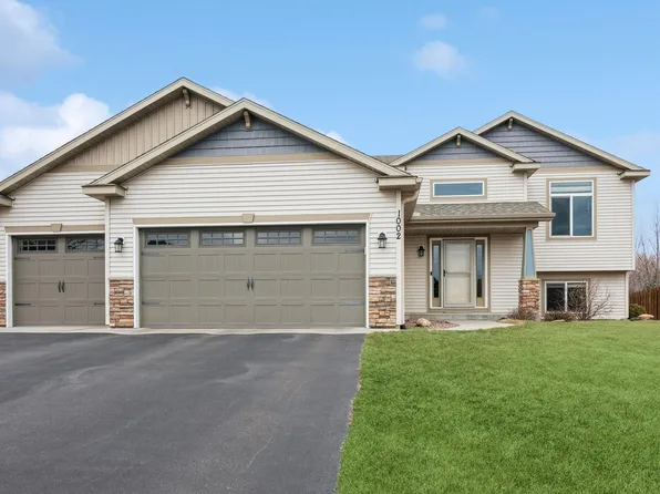 1002 Marion St SE, Isanti, MN 55040