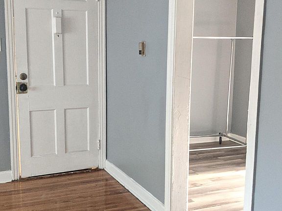 3rd image of 4915 Chamberlayne Ave #2