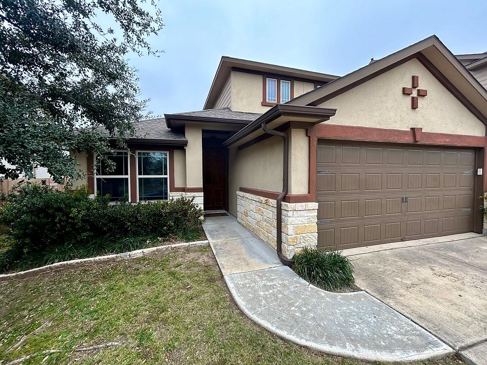 1st image of 300 Wincliff Dr