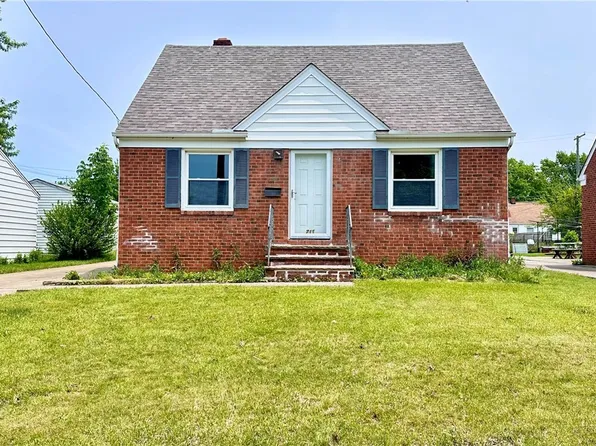 711 E 212th St, Euclid, OH 44119