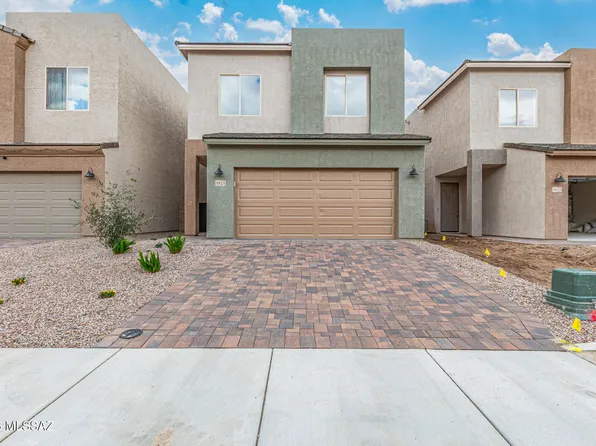 8829 N Sherry Cervi Way, Tucson, AZ 85743