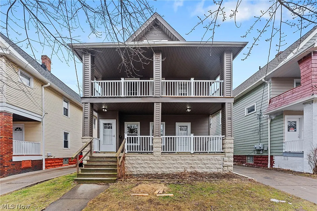 1535 Lakewood Ave photo 1
