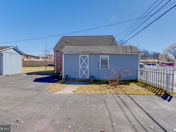 4th image of 215 Nanticoke Rd