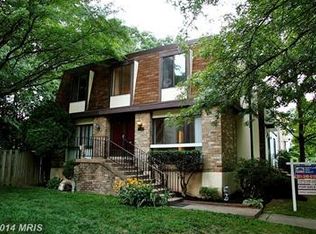 6034 Forrest Hollow Ln, Springfield, VA 22152