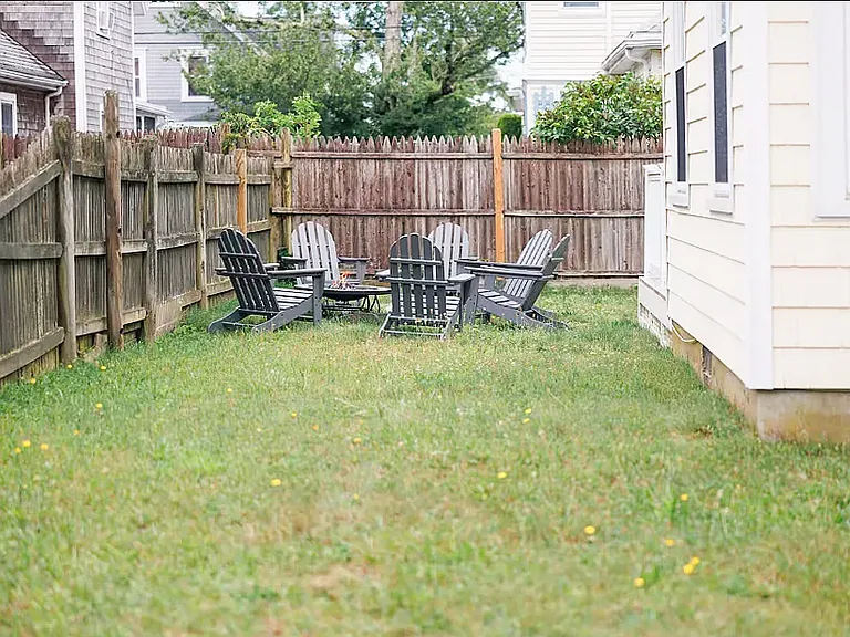 17 Pleasant Ave — Photo 20