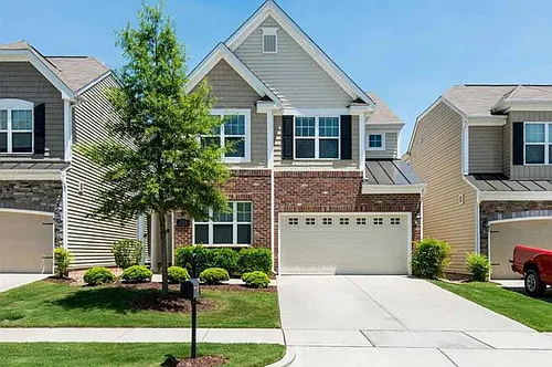 725 Garden Square Ln Photo 1