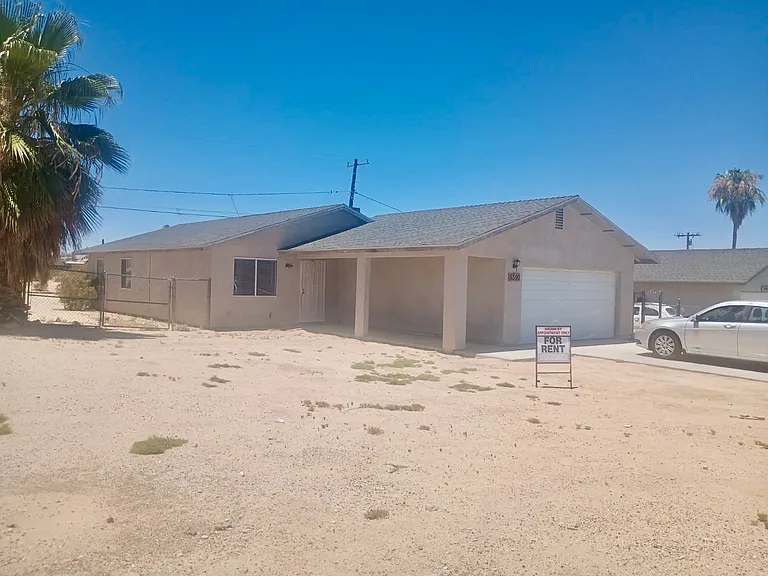 5590 Cahuilla Ave — Photo 2