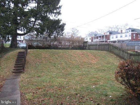 3rd image of 1313 N 14th St