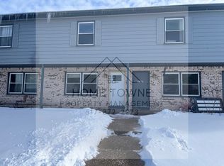 1704 Cambria Dr, East Lansing, MI 48823