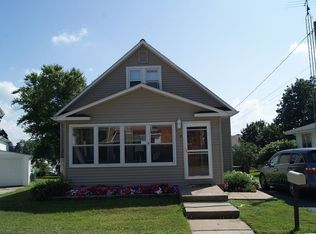 110 W Truth St, Shullsburg, WI 53586