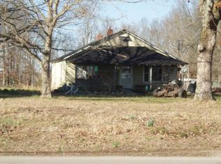 870 Old Florence Pulaski Rd, Leoma, TN 38468