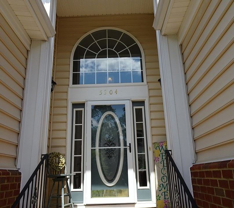 1st image of 5304 Queen Bishop Ln