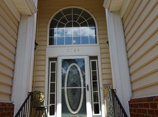 5304 Queen Bishop Ln, Williamsburg, VA 23185