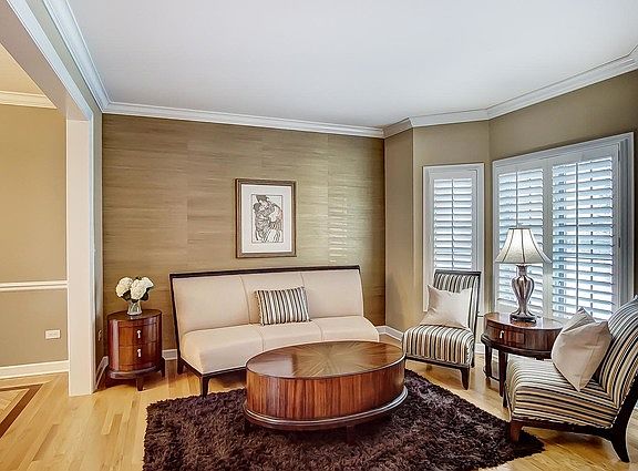 4th image of 1034 S Madison Ave