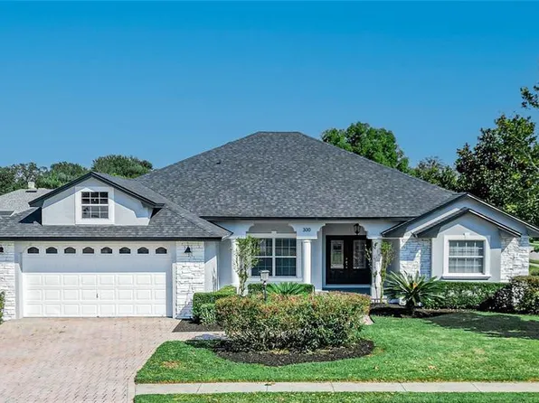 300 Winona Ct, Auburndale, FL 33823