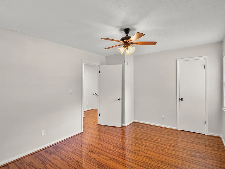 1399 Lockwood Dr SW — Photo 19