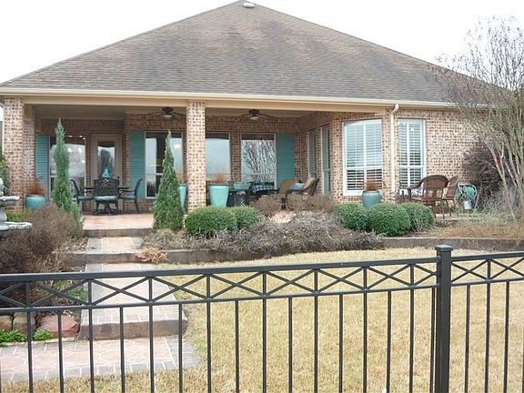 2nd image of 1363 Shadow Creek Dr